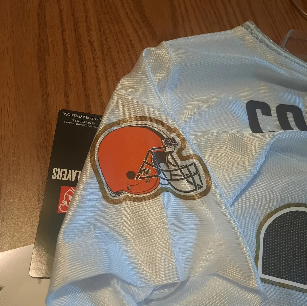 Cleveland Browns Cooper NFL jersey girls size large 10/12